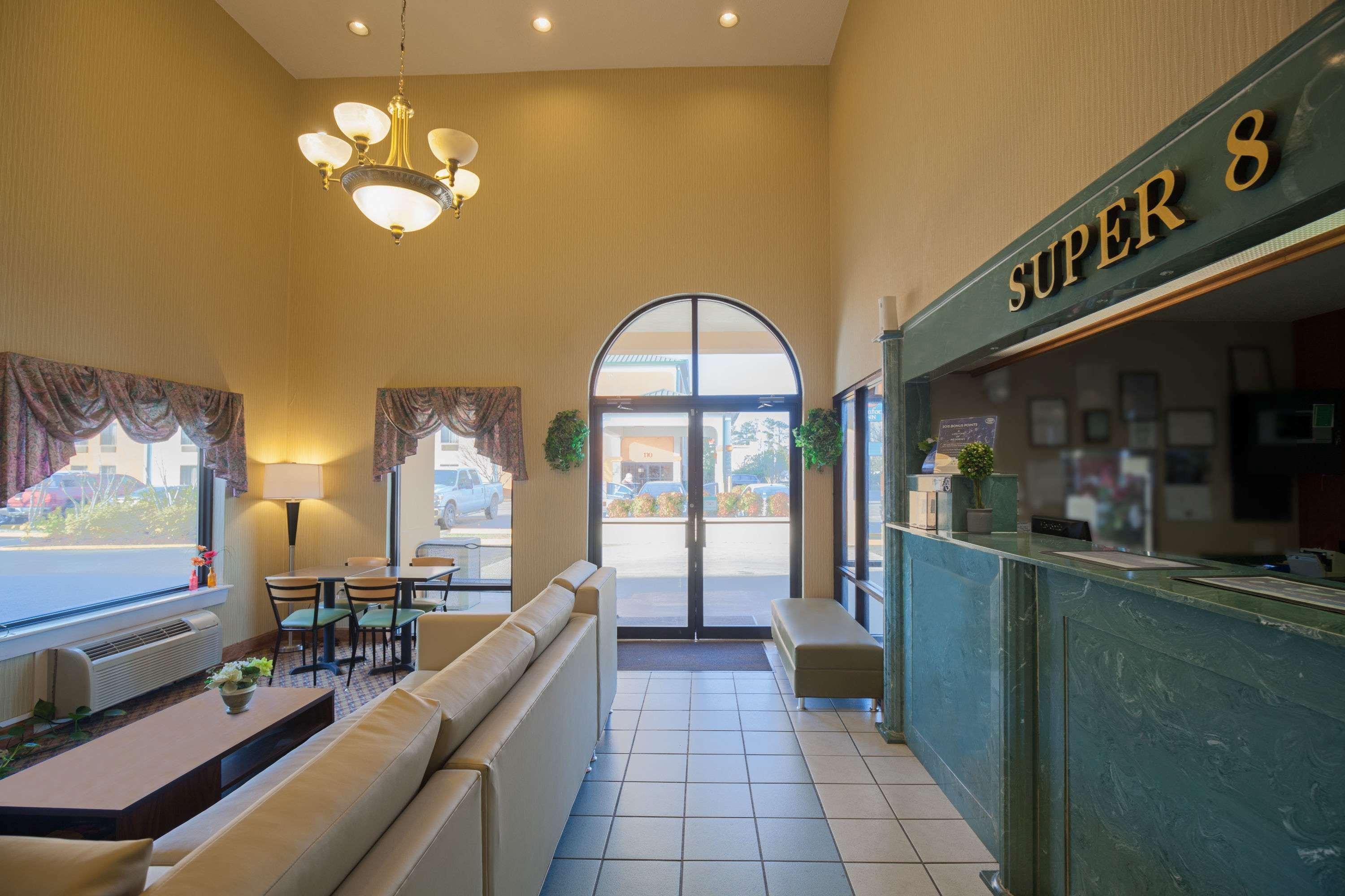 Super 8 By Wyndham Hammond Hotel Bagian luar foto
