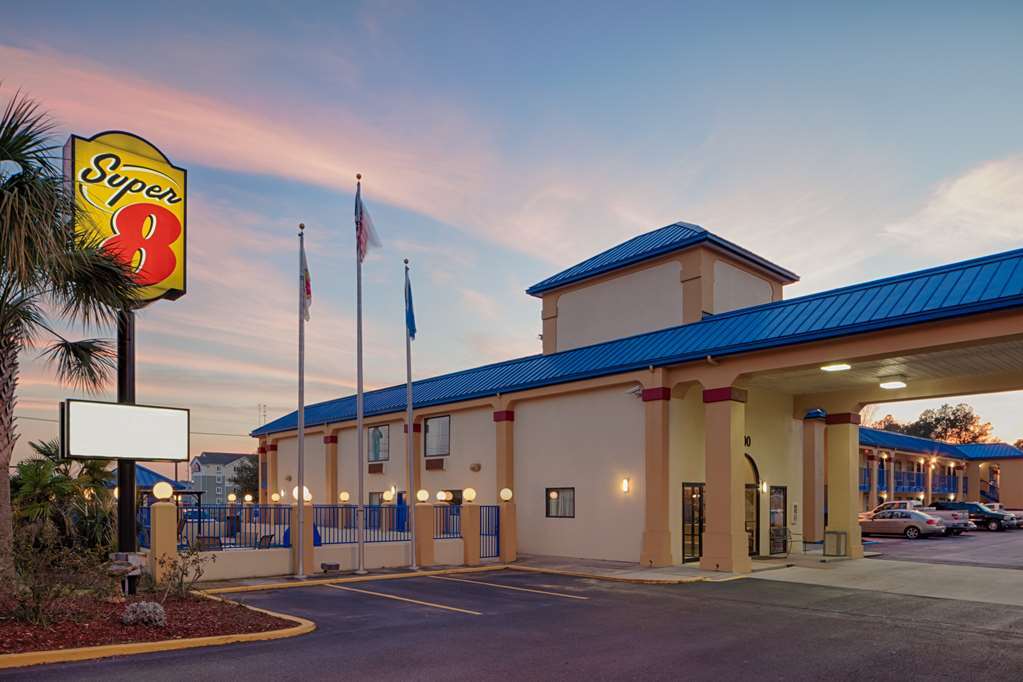 Super 8 By Wyndham Hammond Hotel Bagian luar foto